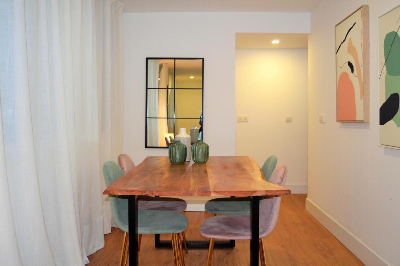 Acogedor Apartamento Junto Al Museo Picasso Apartment Malaga Luaran gambar