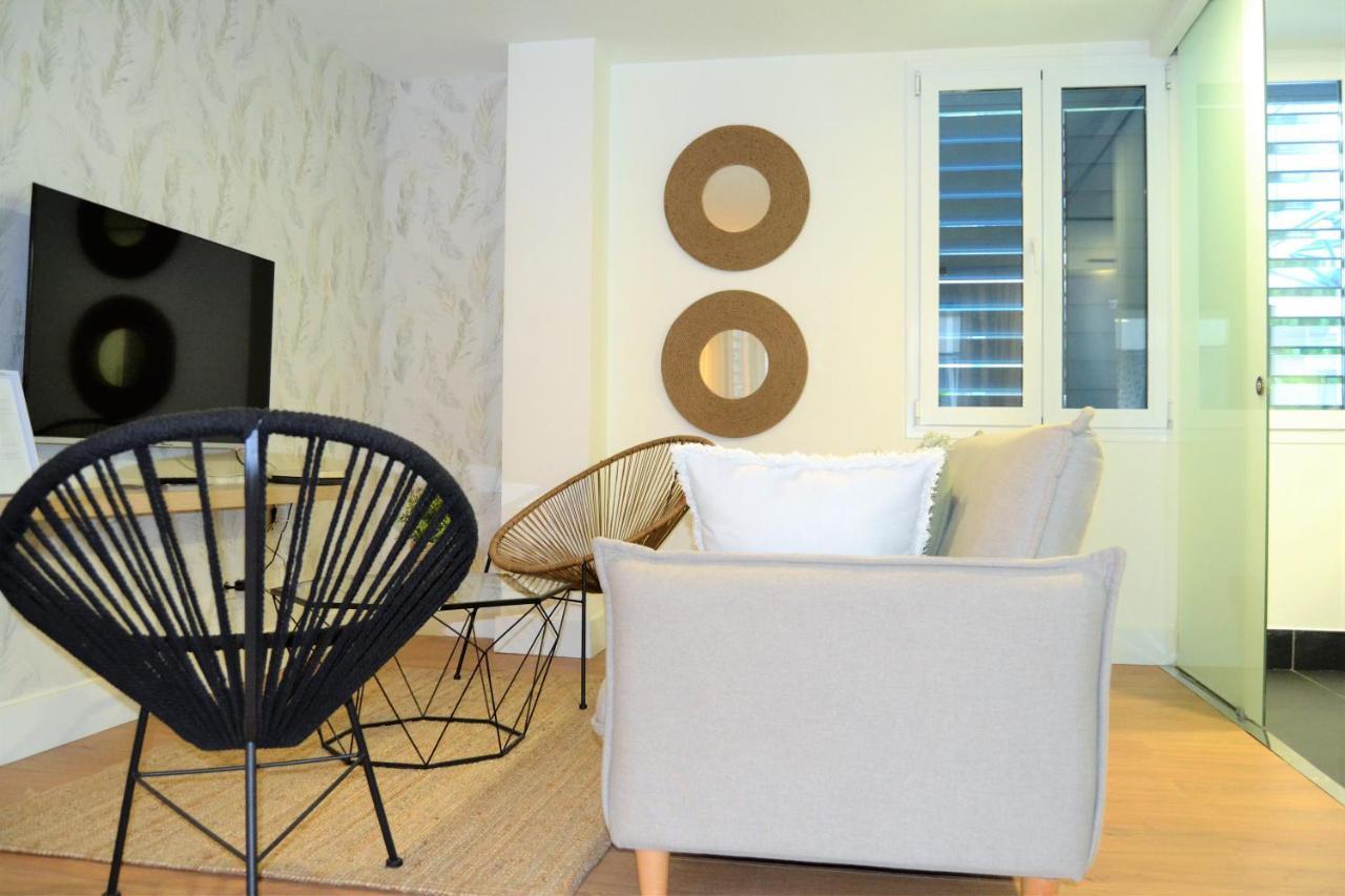 Acogedor Apartamento Junto Al Museo Picasso Apartment Malaga Luaran gambar