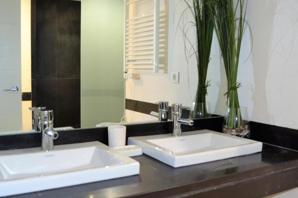 Acogedor Apartamento Junto Al Museo Picasso Apartment Malaga Luaran gambar