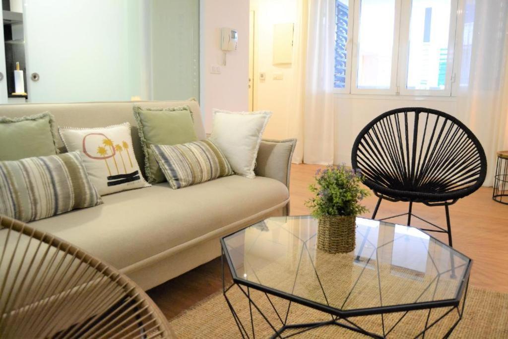 Acogedor Apartamento Junto Al Museo Picasso Apartment Malaga Luaran gambar